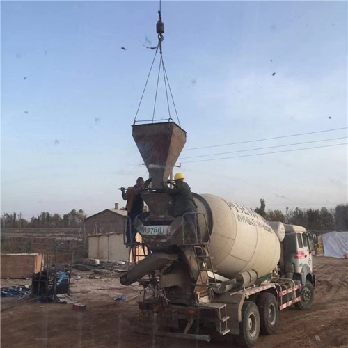 攀枝花市“精准瞄准”—— 吊车的 “定位导航” 技术